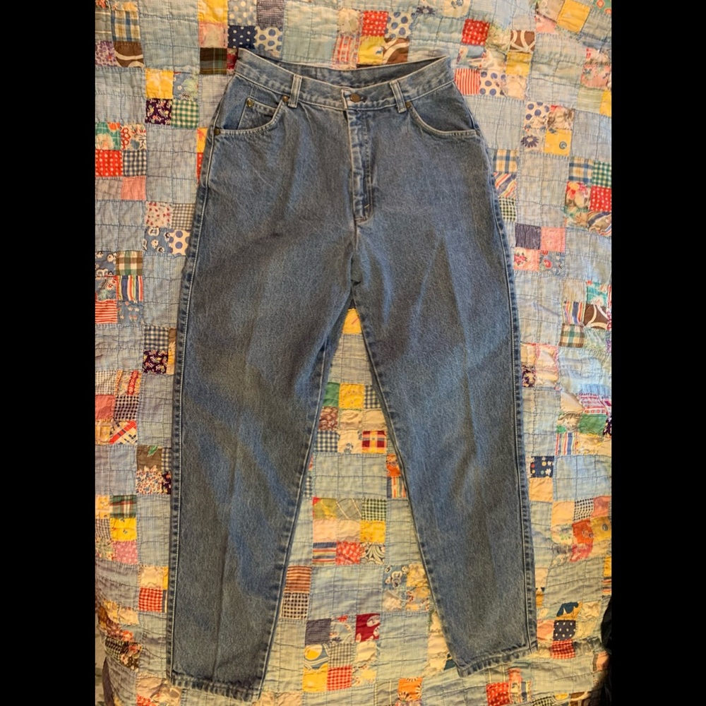 Women’s High Waisted Levi Jeans